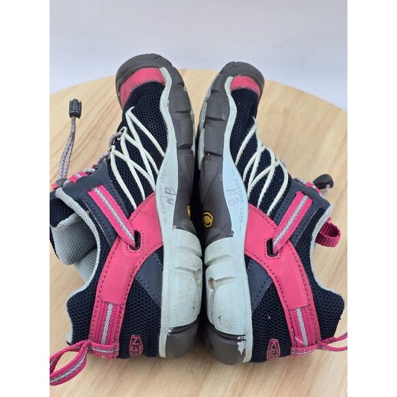 KEEN Chandler CNX Hiking Shoe Athletic Outdoors Girls sz 2 - Picture 6 of 7